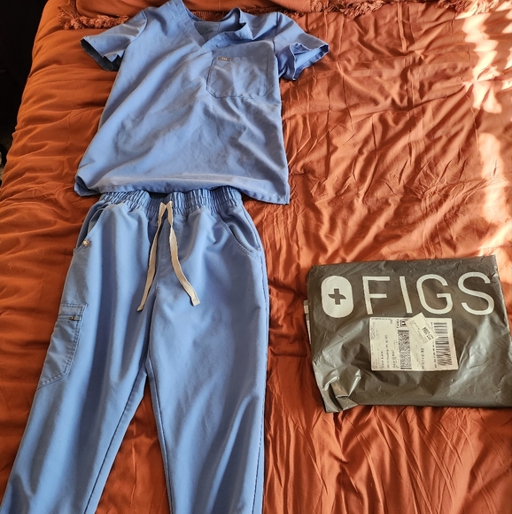Figs Tops - Figs Catarina top (XS) & high waisted Zamora (SP)